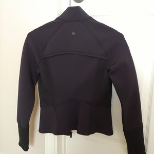 Lululemon Front and Centre Jacket size 4 (black)